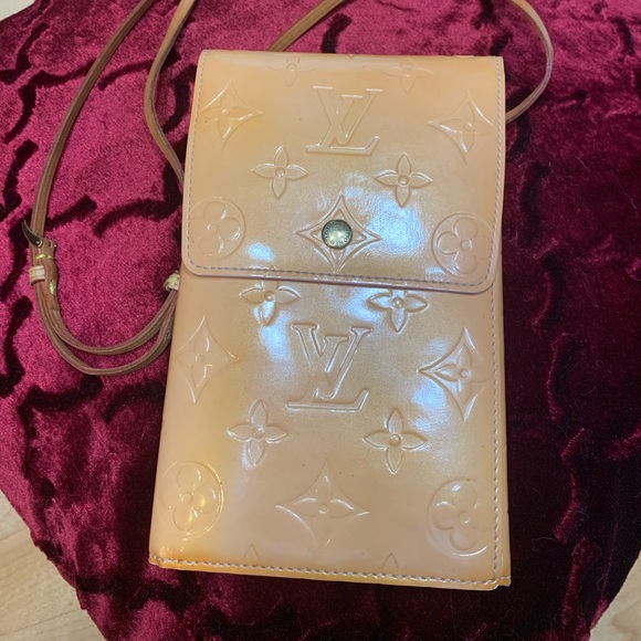 Louis Vuitton Walker Wallet - Picture 1 of 13